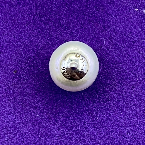 💛 Michael Hill 925 White Pearl Studs | Lustrous & Classic | Designer Staple - Picture 4 of 5